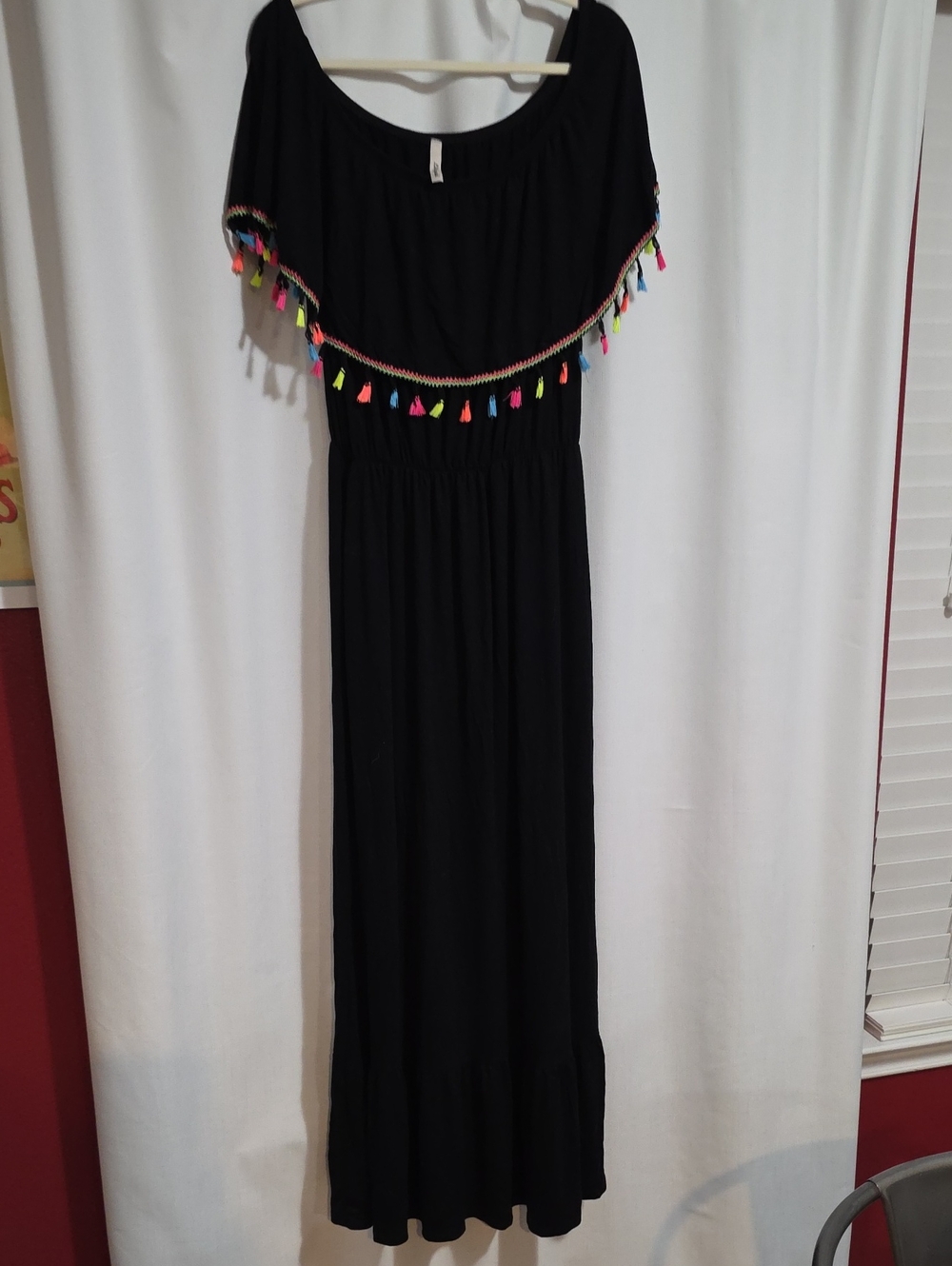 Lily Black Off-Shoulder Maxi Dress with Multicolor Tassels